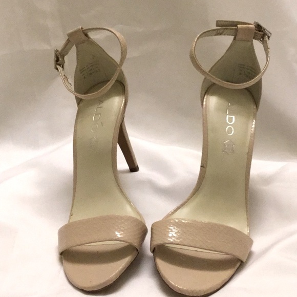Aldo Shoes - Never worn Aldo textured leather Sandal.  Size 8